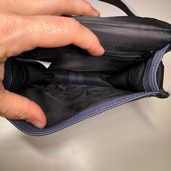 STAR Red Blue Star Print Crossbody Wallet Purse Vinyl Travel Organizer - Picture 8 of 13